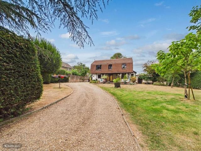 House for sale in Great Barton, West Suffolk