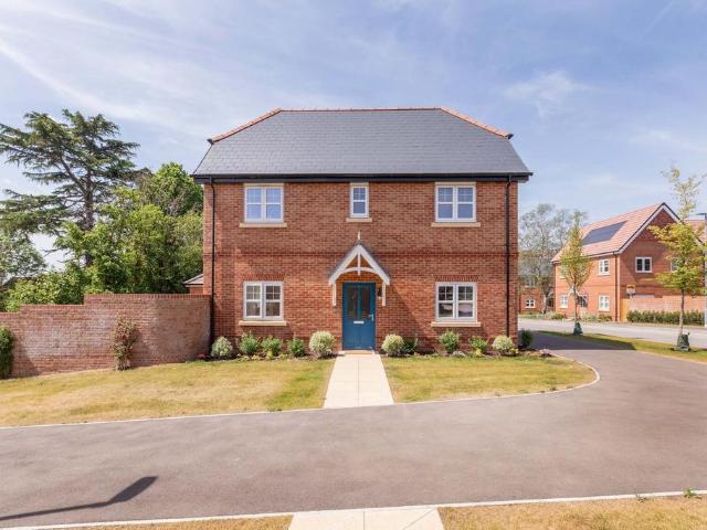 House for sale in Bray Wick, Maidenhead