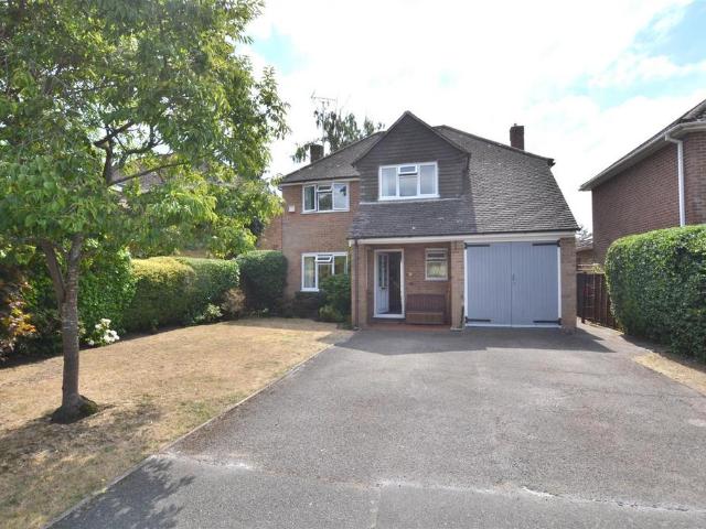 House for sale in Fleet, Hart