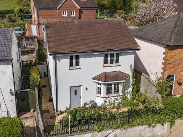 House for sale in Wooburn, Berghers Hill