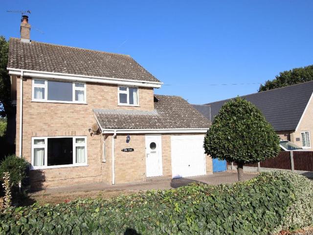 House for sale in Dale Hill, Essex