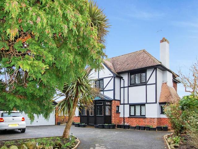 House for sale in Rose Green, Clapham