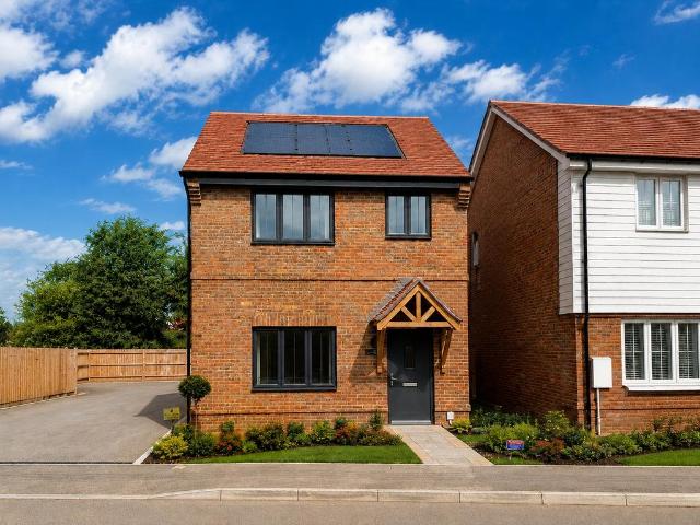 House for sale in Folkestone, Kent