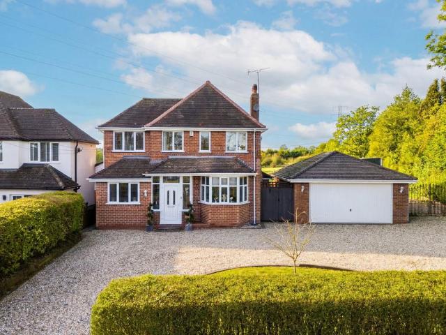 House for sale in Shirley, West Midlands