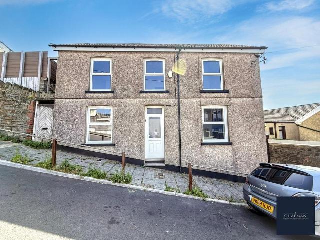 House for sale in Tonypandy, Penygraig