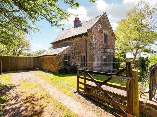 House for sale in Torpoint, Cornwall