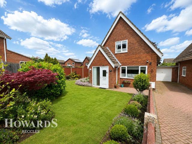 House for sale in Eastbridge, Suffolk