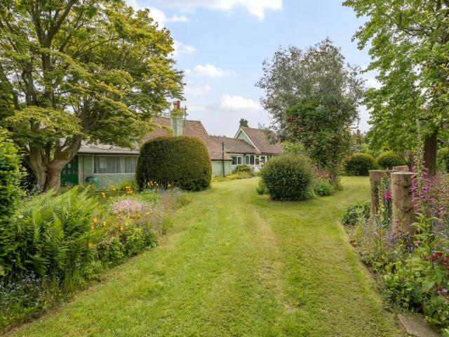 House for sale in Wootton, Ash