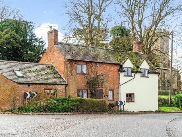 House for sale in Moulsoe