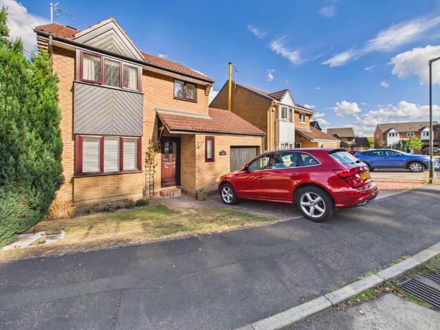 House for sale in Loundsley Green, East Midlands