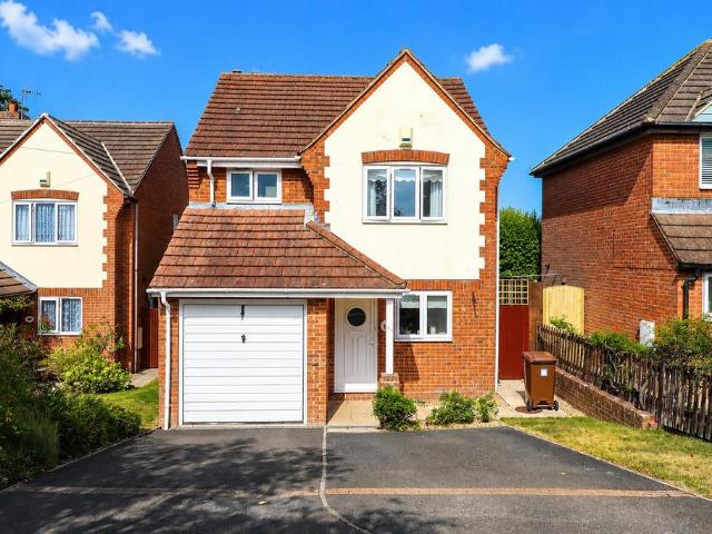 House for sale in Heathlands, East Sussex