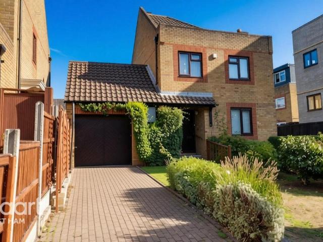 House for sale in London Borough of Newham, Greater London