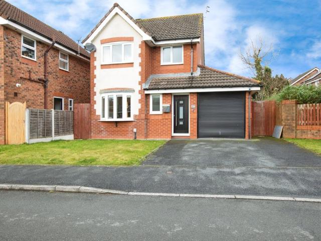 House for sale in Higher Bartle, Lancashire