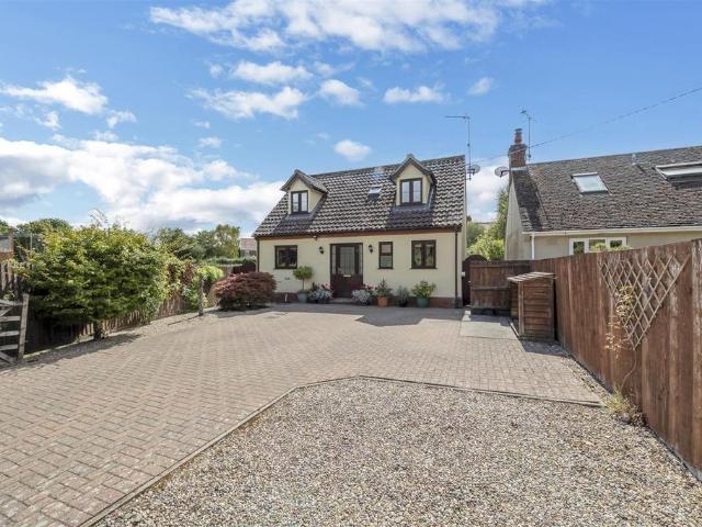 House for sale in Bedingfield, Suffolk