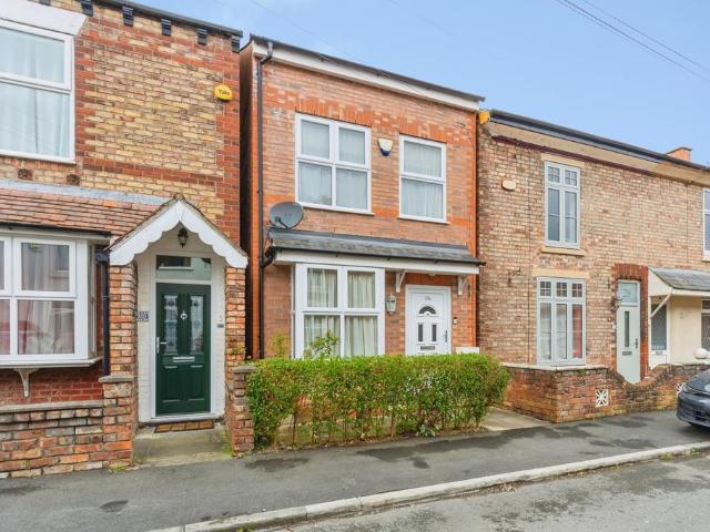 House for sale in Georgia, Greater Manchester