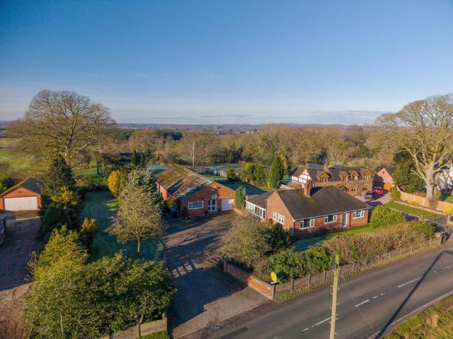 House for sale in Stapeley and District, Stapeley