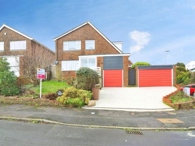 House for sale in Clive Vale, Guestling Green