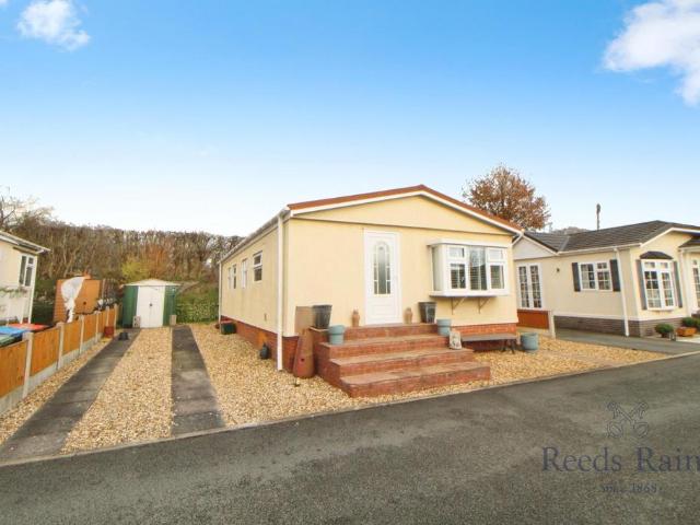 Park Home for sale in Dutton, Acton Bridge