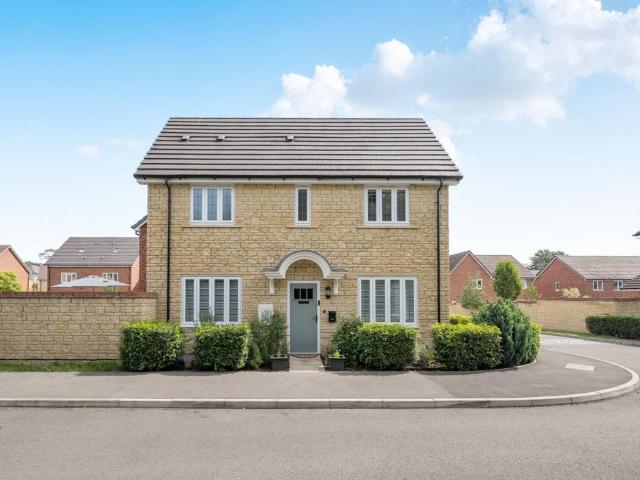 House for sale in Chippenham, Wiltshire