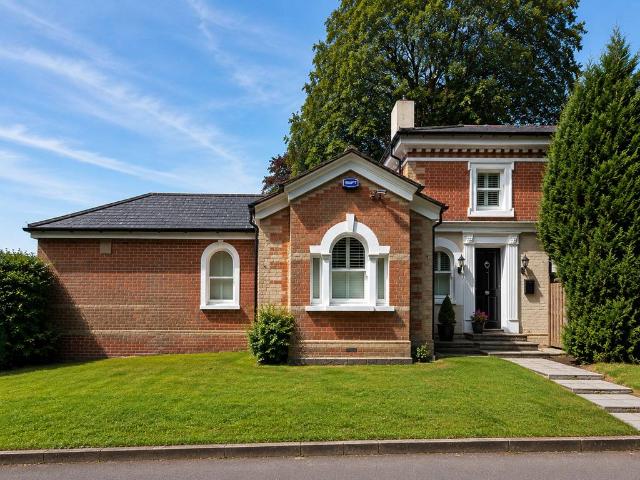 House for sale in St James, Sandown Park