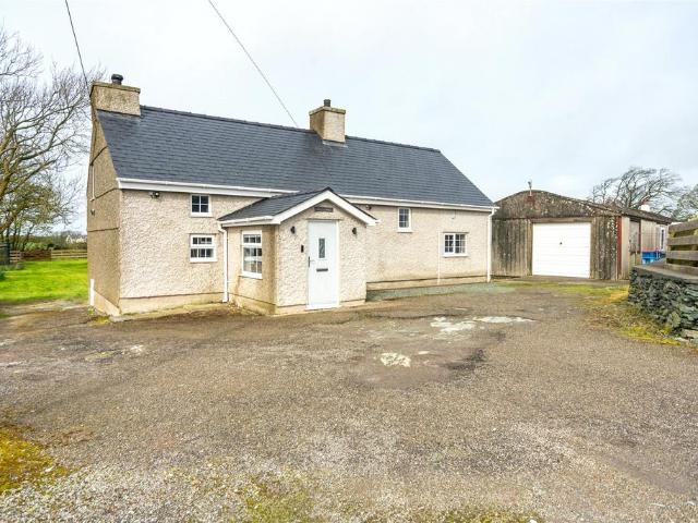 House for sale in Llanfachraeth