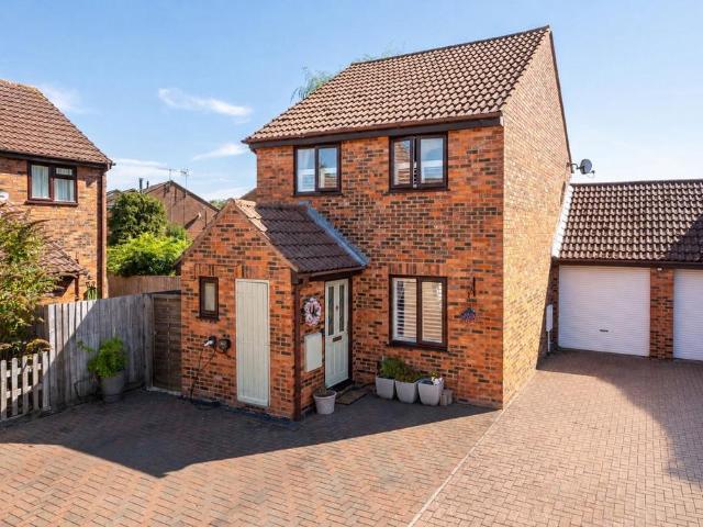 House for sale in Wingrave with Rowsham, Buckinghamshire