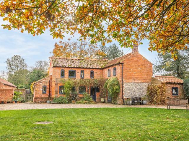 House for sale in Skeyton, Comers