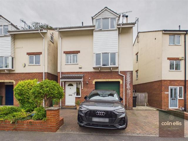 House for sale in Falsgrave, Kepwick