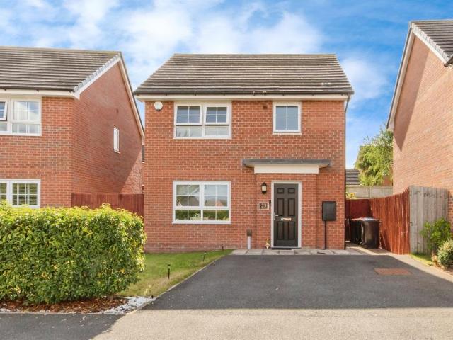 House for sale in Glebe Green, Winsford