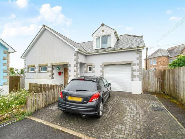 House for sale in Roseworthy, Cornwall