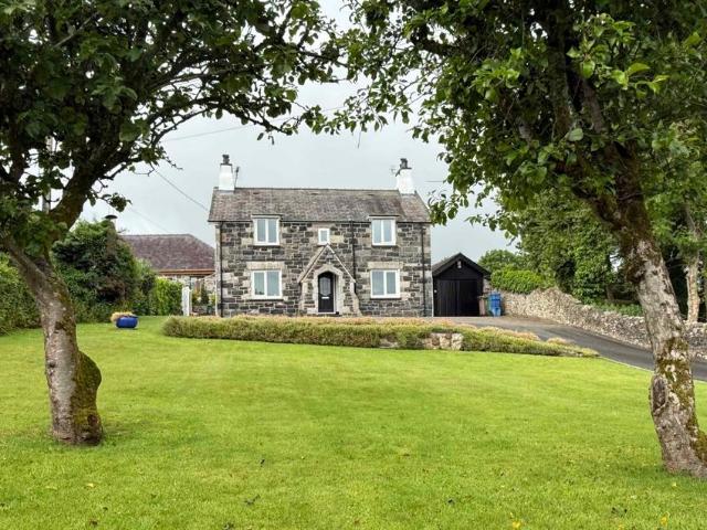 House for sale in Pentir, Wales