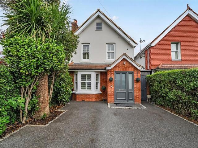 House for sale in Horsell, Woking
