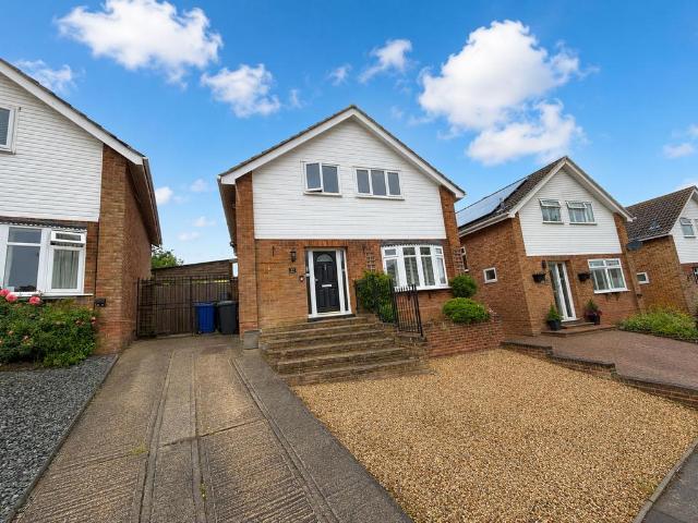 House for sale in Cattawade, Chelmondiston