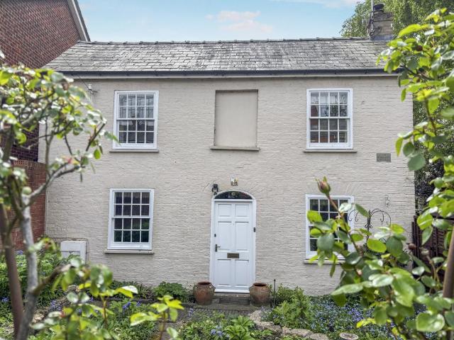 House for sale in Ewens Farm, Golden Valley