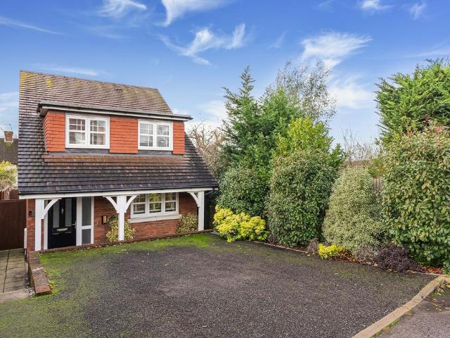 House for sale in Potters Bar, Hertfordshire