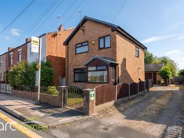 House for sale in Westleigh, Wigan