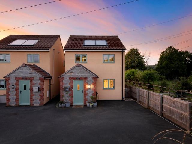 House for sale in Compton Dundon