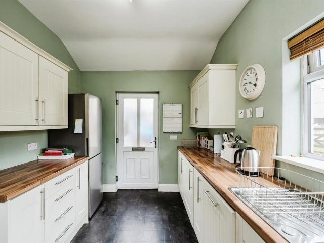 House for sale in Abercraf, Wales