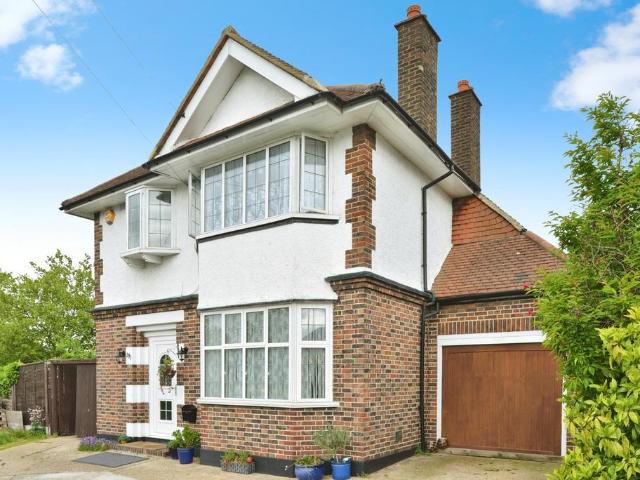 House for sale in London Borough of Lewisham, Greater London