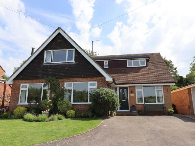 House for sale in Lambourn, West Berkshire