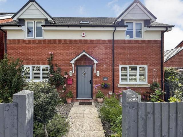 House for sale in Shropshire