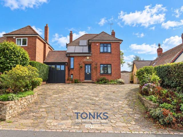 House for sale in Dayhouse Bank, Bromsgrove