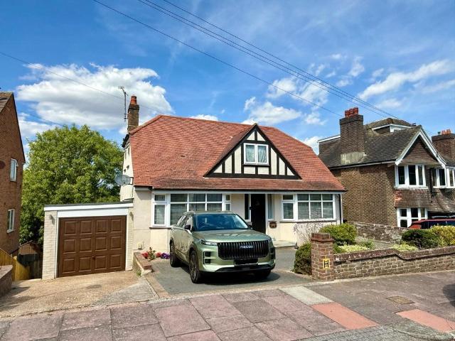 House for sale in Upperton, Eastbourne