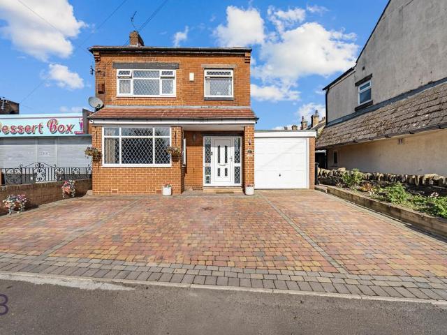House for sale in Low Moor, Bradford