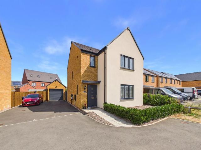 House for sale in The Cleevelands, Tewkesbury