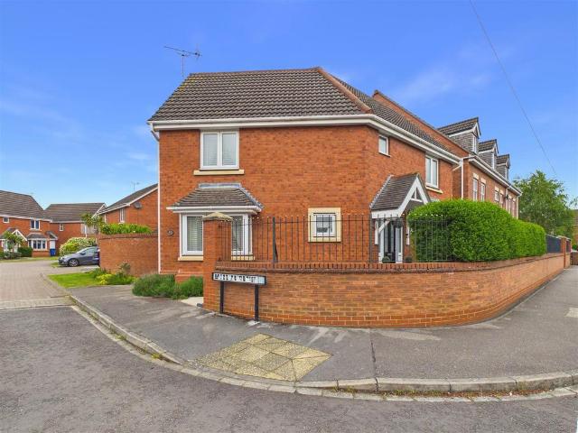 House for sale in Elloughton-cum-Brough, Brough
