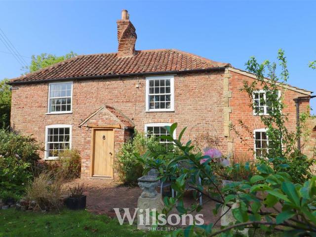 House for sale in Theddlethorpe St Helen, Belleau