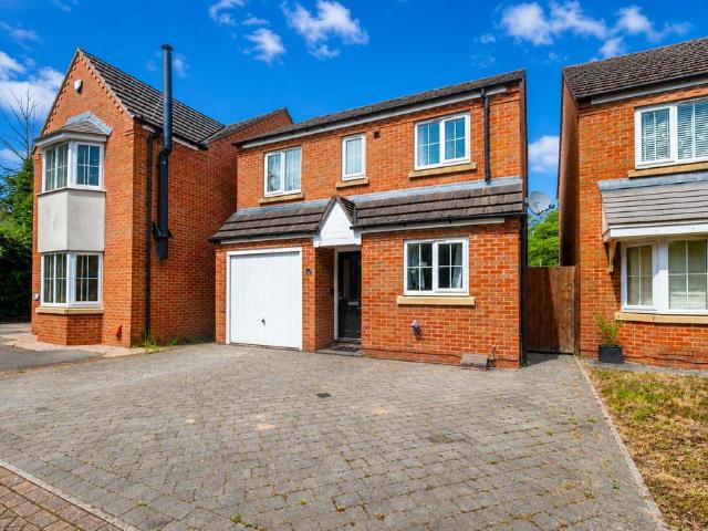 House for sale in Leyfields, Kettlebrook