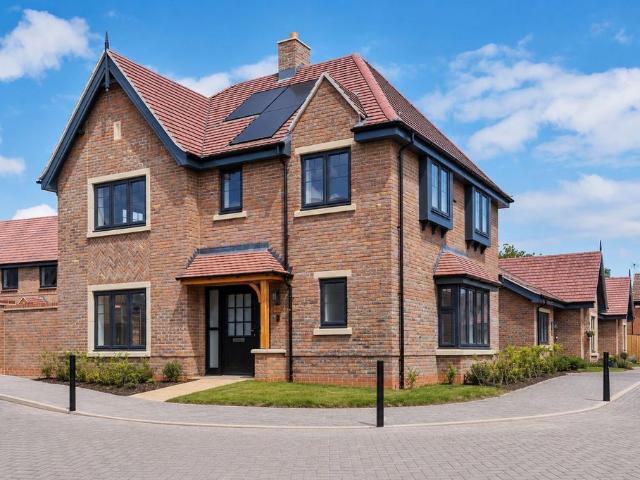 House for sale in Toddington, Bedfordshire