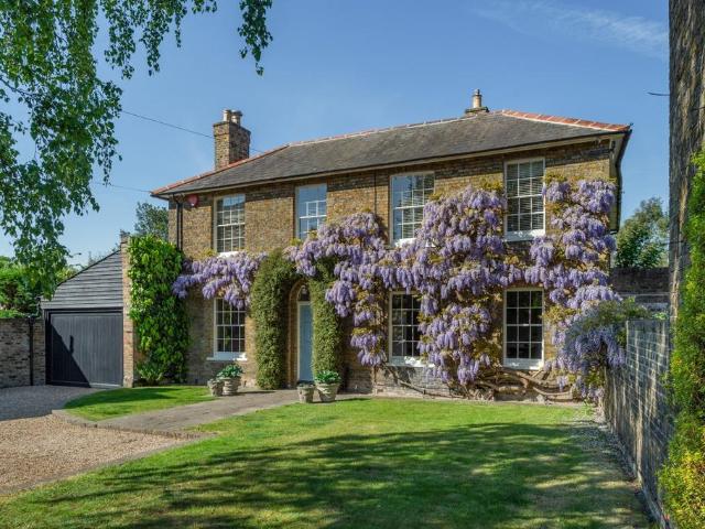House for sale in Sandwich, Ash